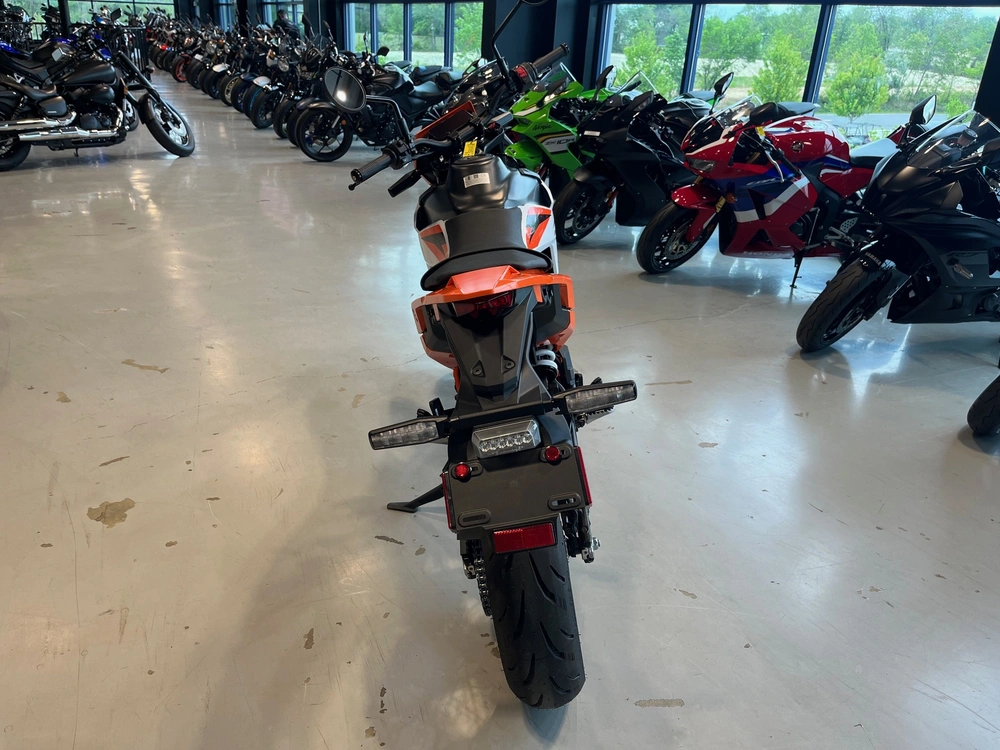 2026 Ktm 390 Smc R alt