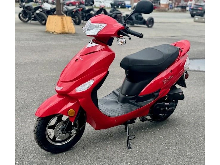 Scootterre Bistro 50 2023 alt