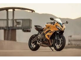Triumph Daytona 660 2026 alt