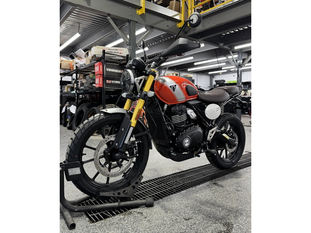 Triumph Scrambler 400 X 2026 alt