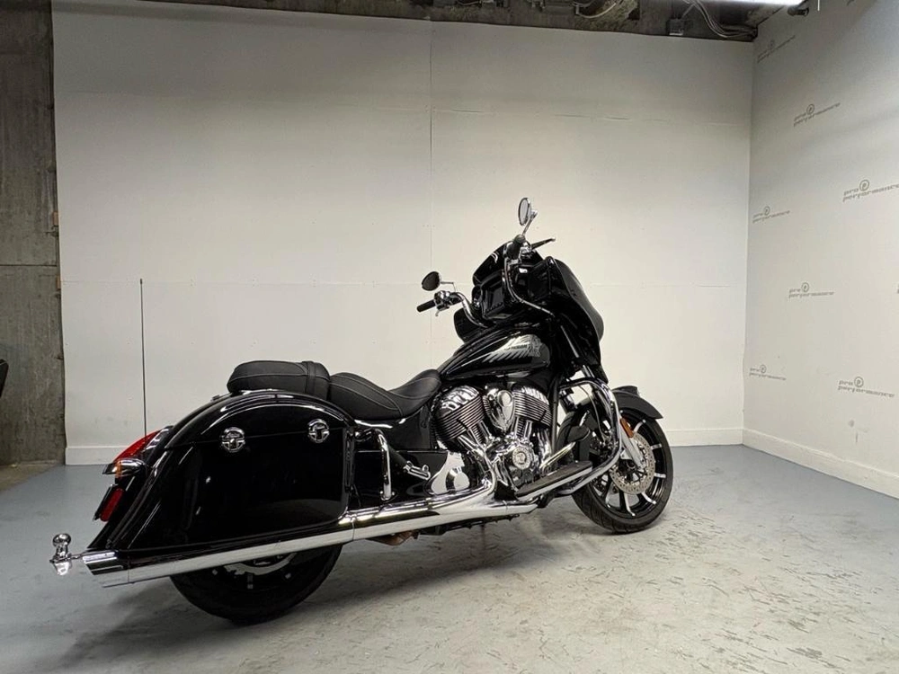 Indian Motorcycle Chieftain 2018 alt