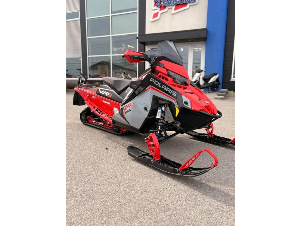 Polaris 850 Indy Vr1 137 2025 alt