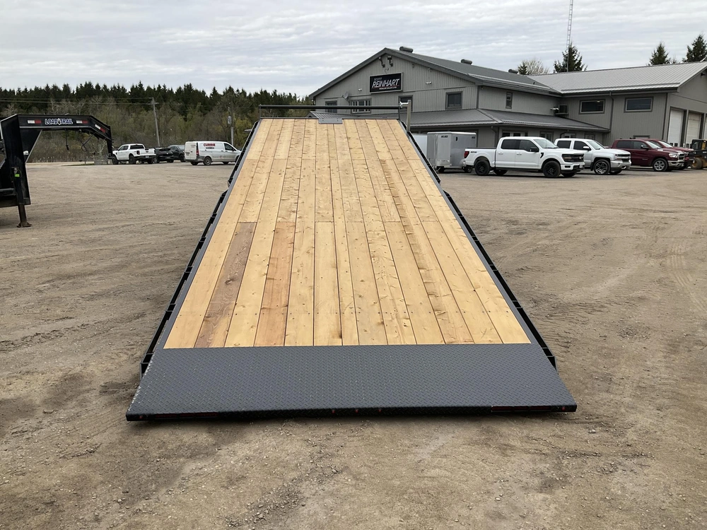2026 Canada Trailers 8.5x26 10.5 Ton Hydraulic Tilt Trailer alt