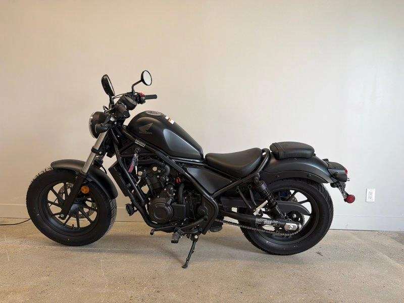 2025 Honda Rebel 500 alt