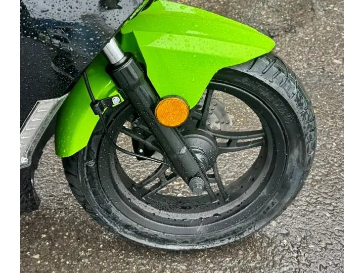 2023 Scootterre Rebel 50 thumbnail 9