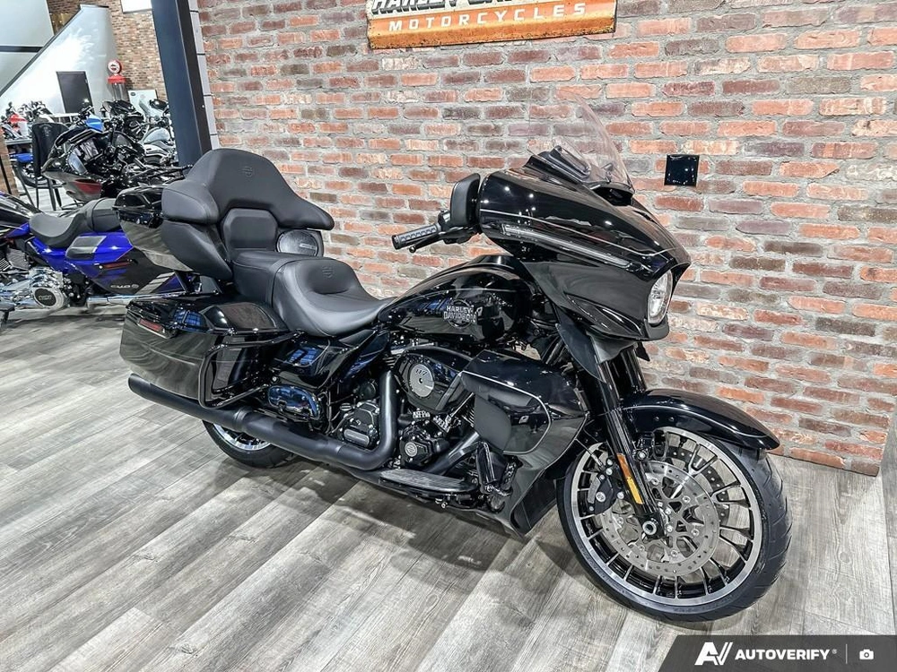 2026 Harley-davidson Street Glide Limited alt