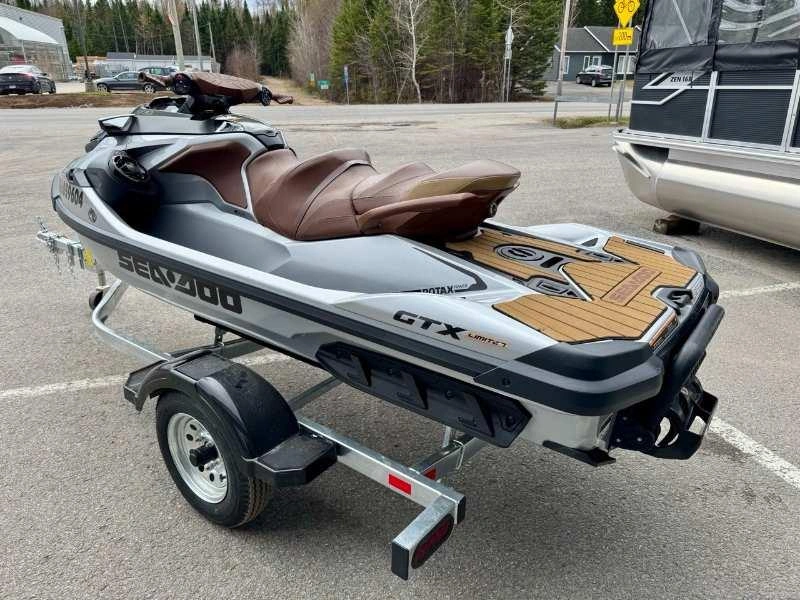 Bombardier Gtx 230 2018 alt