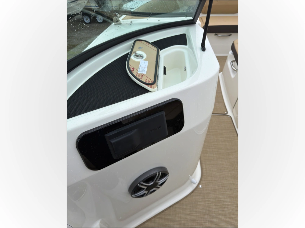 2026 Sea Ray Sdx 230 alt