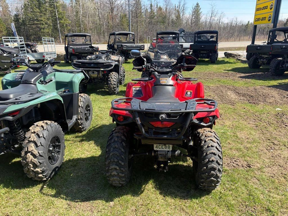 2019 Can-am Outlander™ 570 alt
