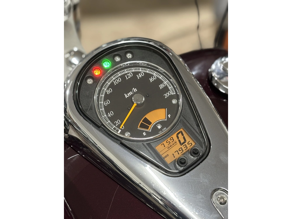 2009 Suzuki 800 Boulevard alt
