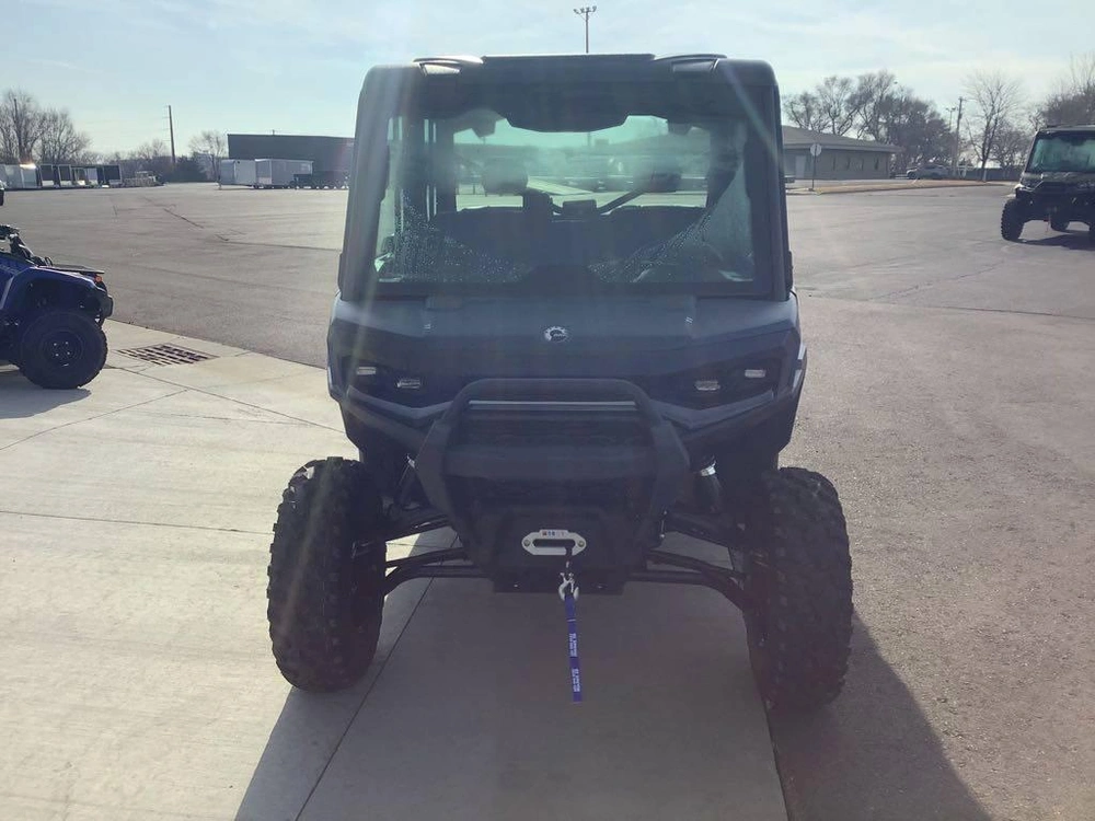 2026 Can-am Defender Max Xt Cab Hd11 alt