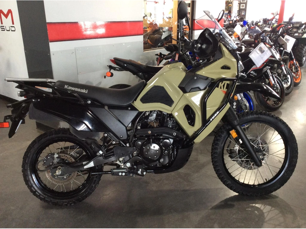 2022 Kawasaki Klr650 alt