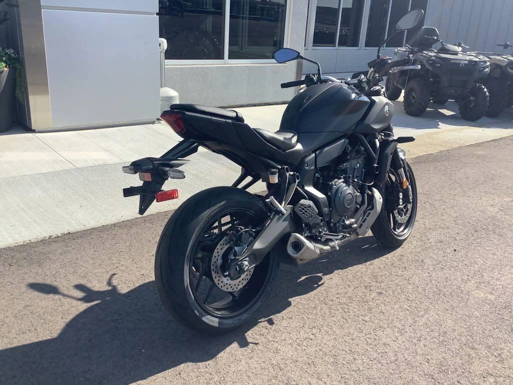 2025 Yamaha Mt 07 alt