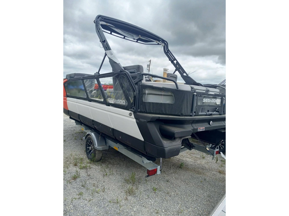 2024 Sea-doo Switch Cruise 21-170 Hp With Galvanized Trailer alt
