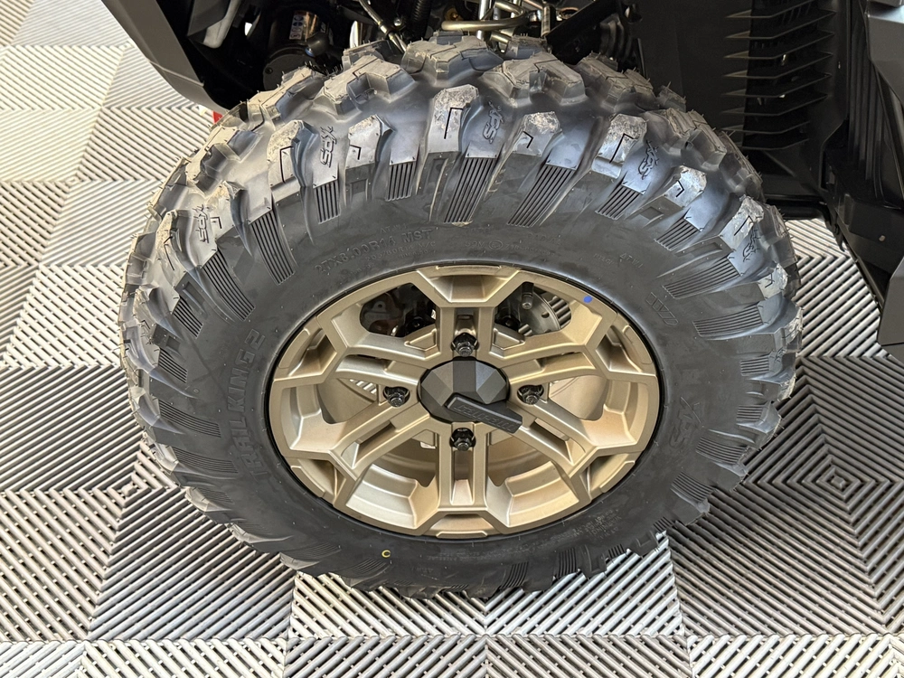 2026 Can-am Outlander Max Limited 1000r W/ 10.25in Display & Smart-shox alt