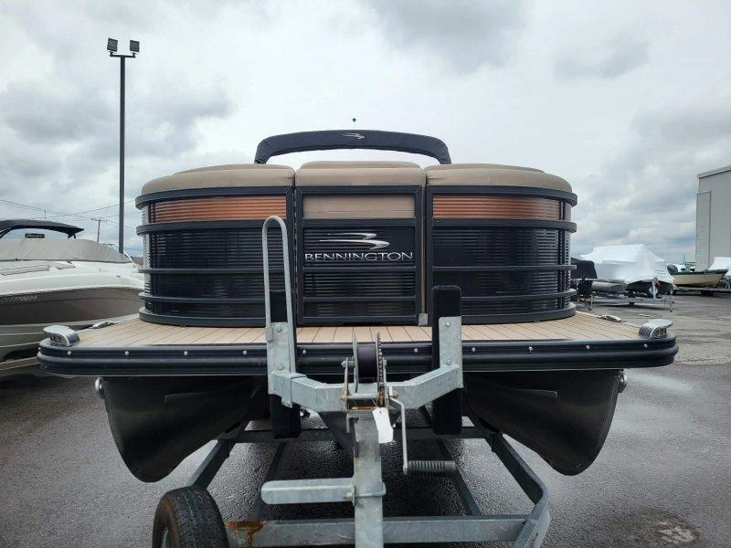 2019 Bennington Marine R 23 Fastback 3 Tubes / Vf150 alt