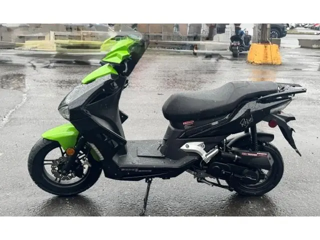 2023 Scootterre Rebel 50 thumbnail 4