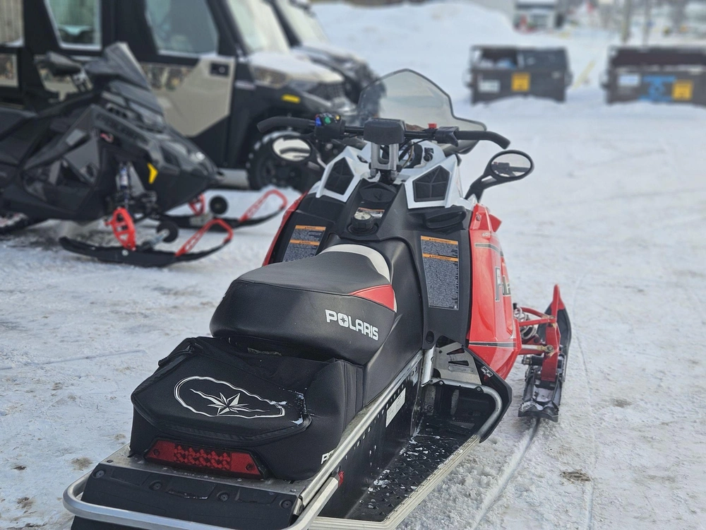 Polaris Polaris 800 Indy Xc 129 2015 alt