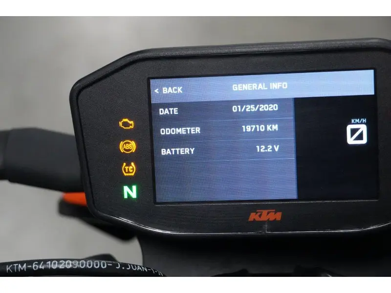 2020 KTM DUKE 890R thumbnail 6