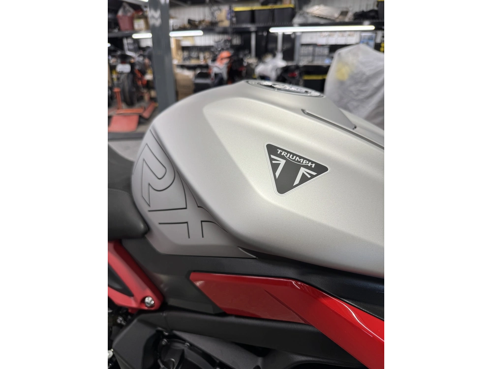 2026 Triumph Street Triple 765 Rx alt