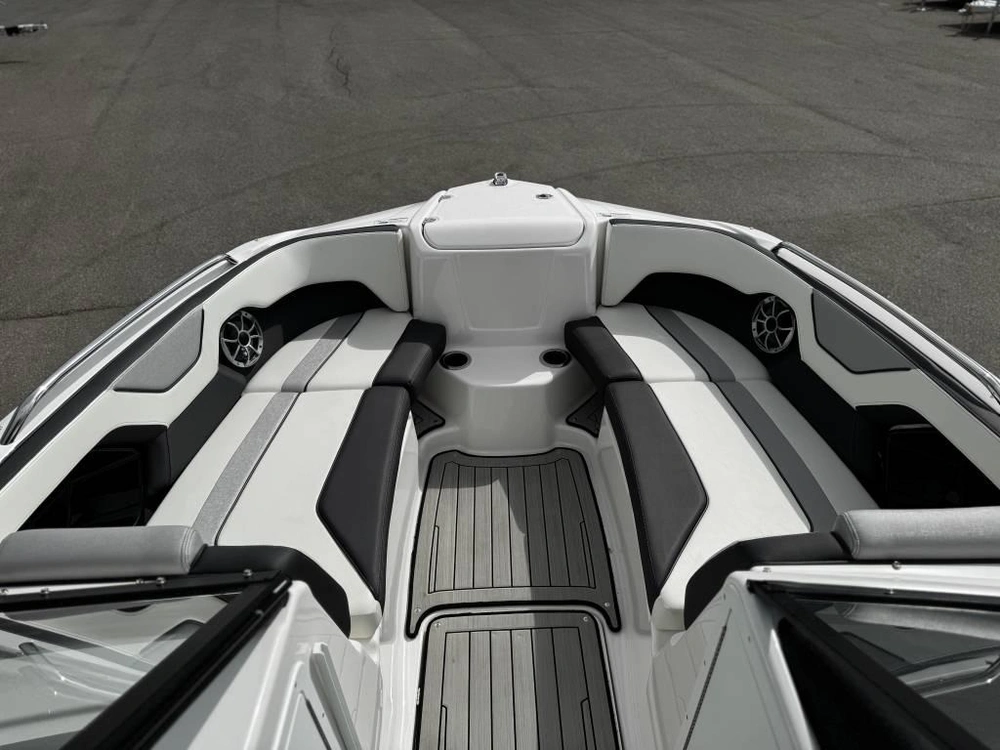 2022 Yamaha 212se alt