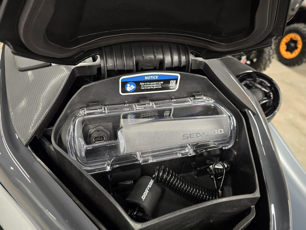 2026 Brp Rxt-x 325 alt