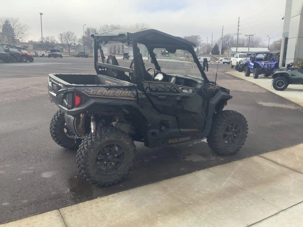 2023 Polaris General Xp 1000 Ultimate Black Crystal alt