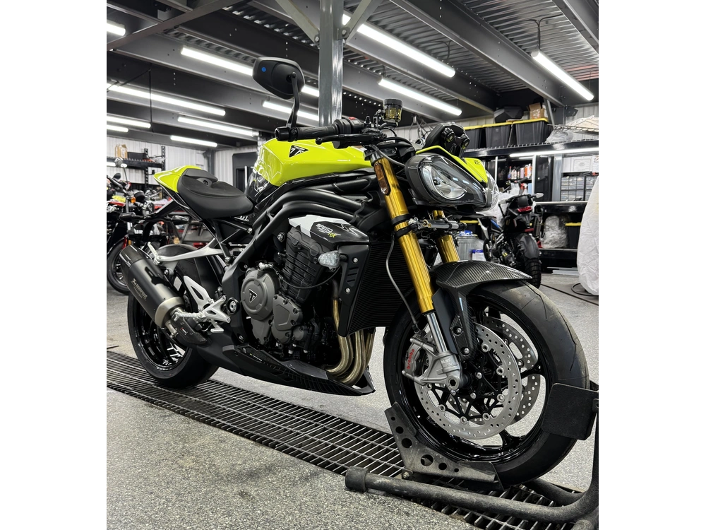 2026 Triumph Speed Triple 1200 Rx alt