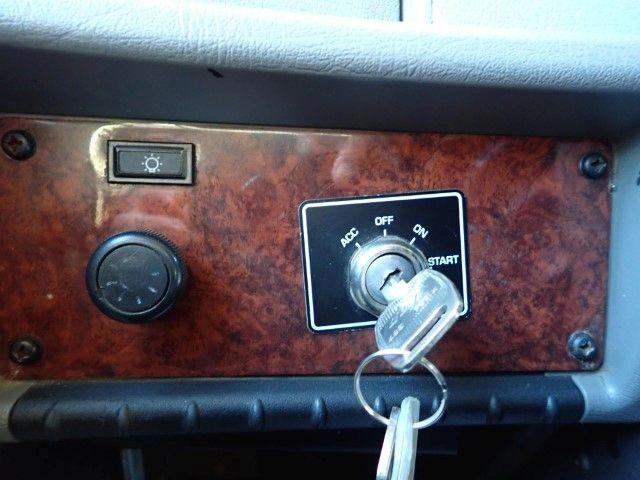 2010 Kenworth T370