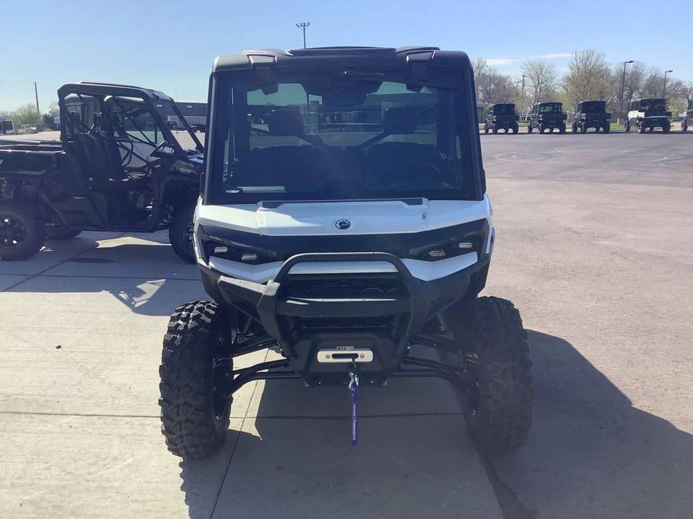 2026 Can-am Defender Limited Hd11 alt