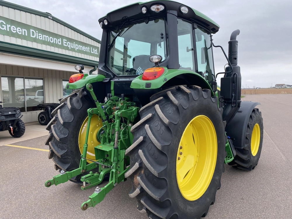John Deere 6110m 2023 alt