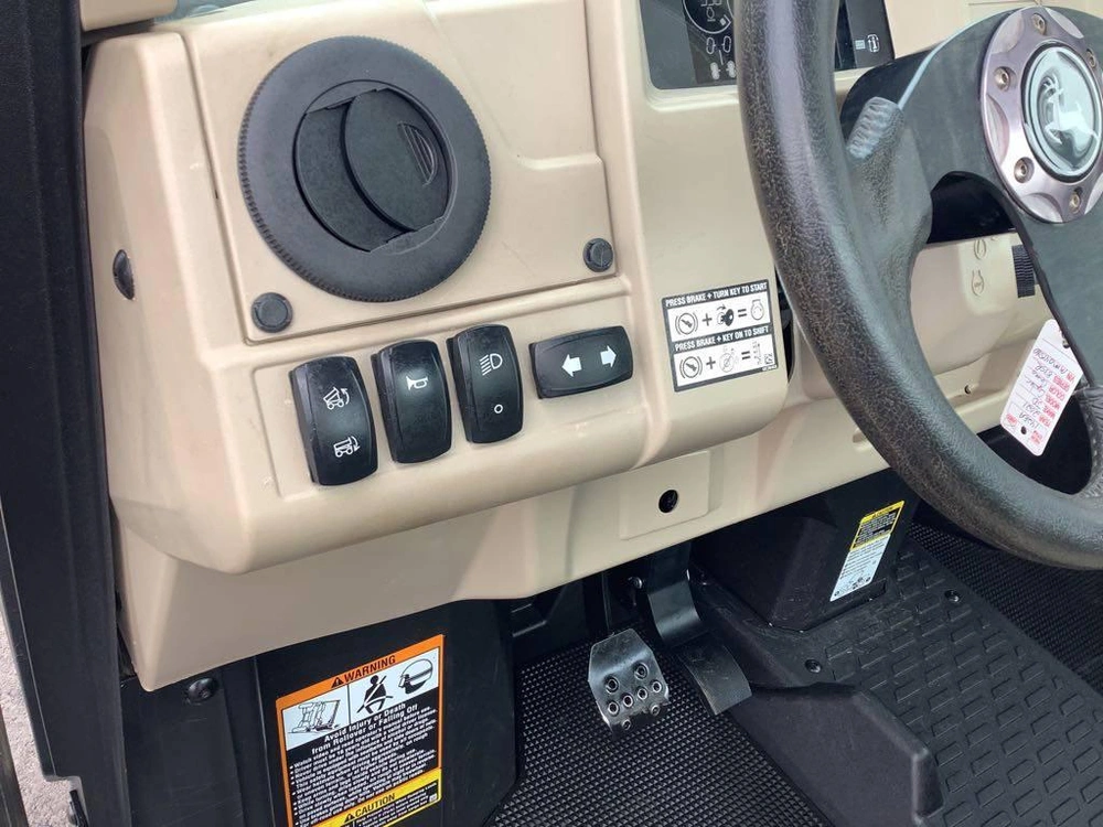 2021 John Deere Deere Xuv835r With Deluxe Cab alt