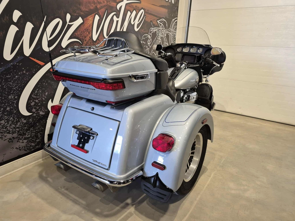 Harley-davidson Trike Tri Glide Ultra Flhtcutg 2023 alt