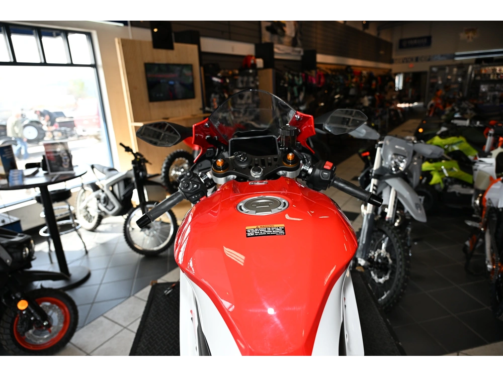 2026 Yamaha Yzf-r7 70th Anniversary Edition alt