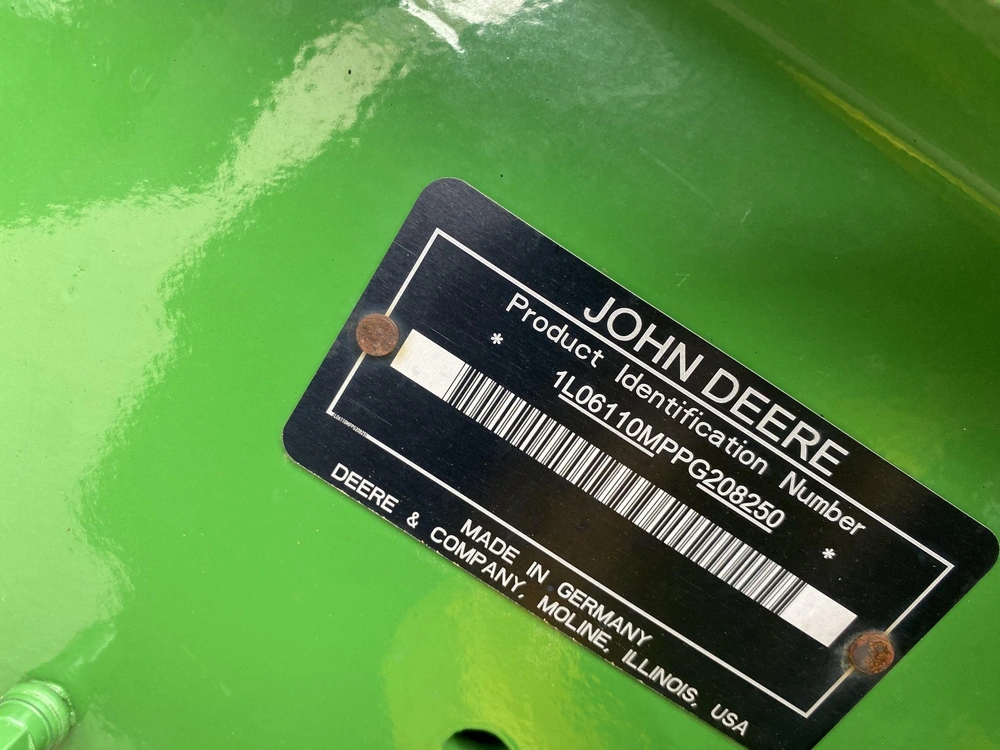 John Deere 6110m 2023 alt