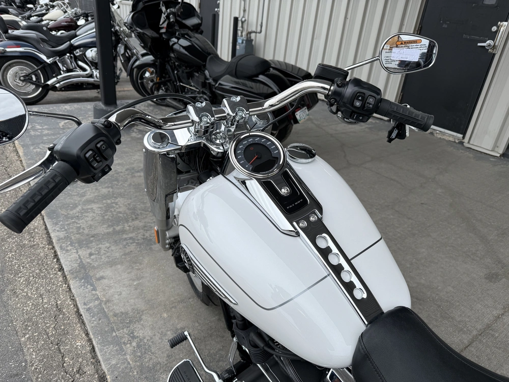 2026 Harley-davidson Fat Boy alt