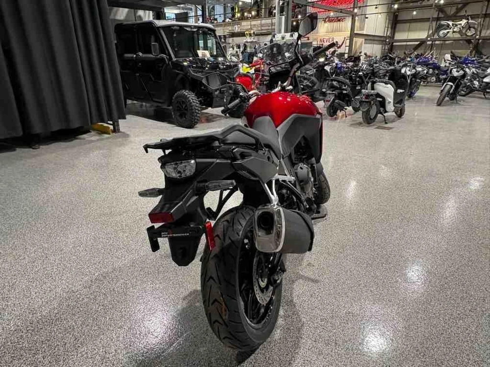 Suzuki V-strom 800 2025 alt