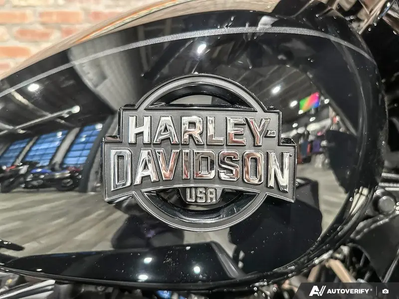 2026 Harley-Davidson Street Glide Limited thumbnail 23