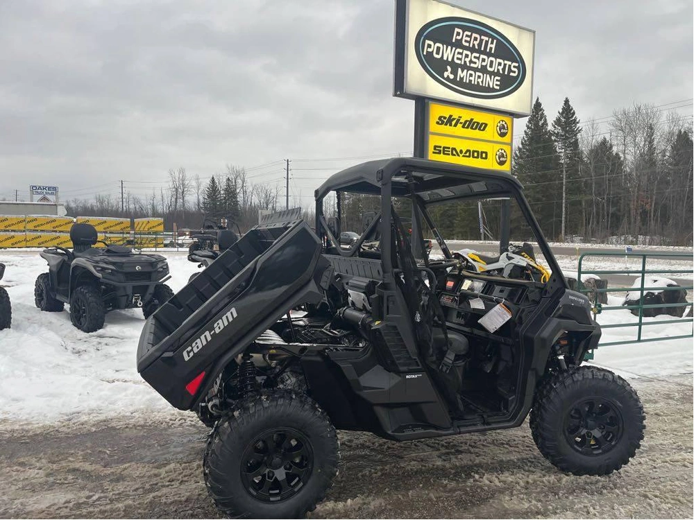2026 Can-am Defender Xt Hd11 With 10.25" Infotainment alt