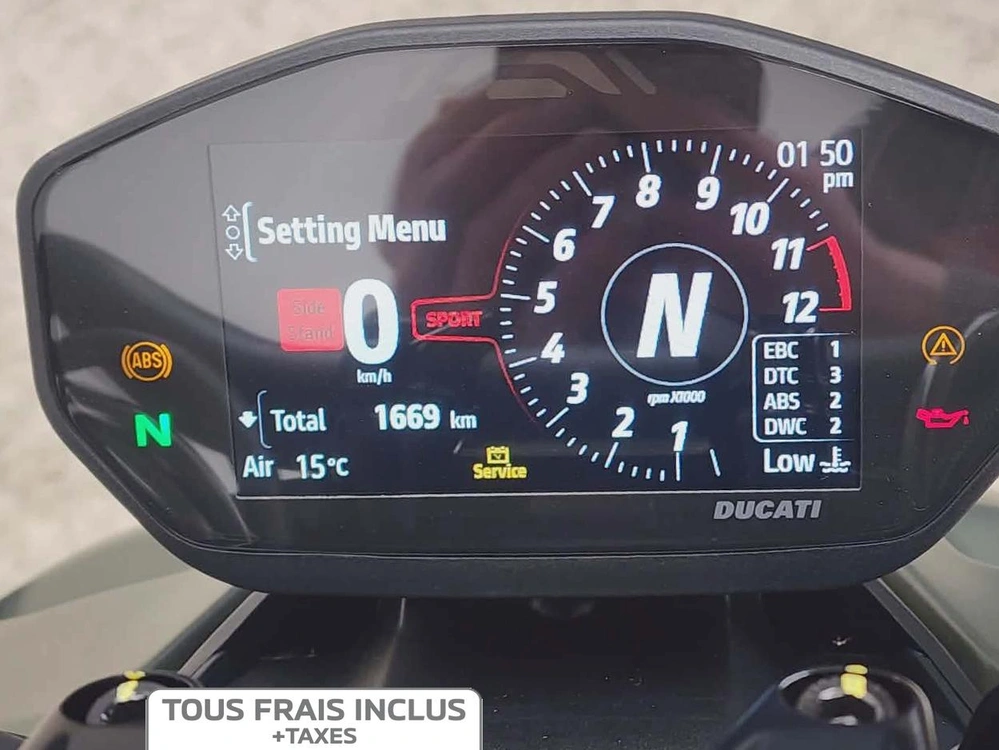 Ducati Streetfighter V2 2024 alt