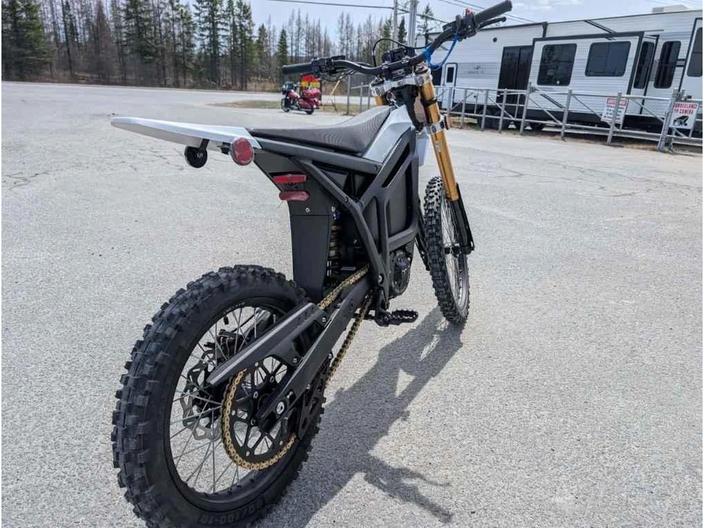 Talaria Komodo 2026 alt