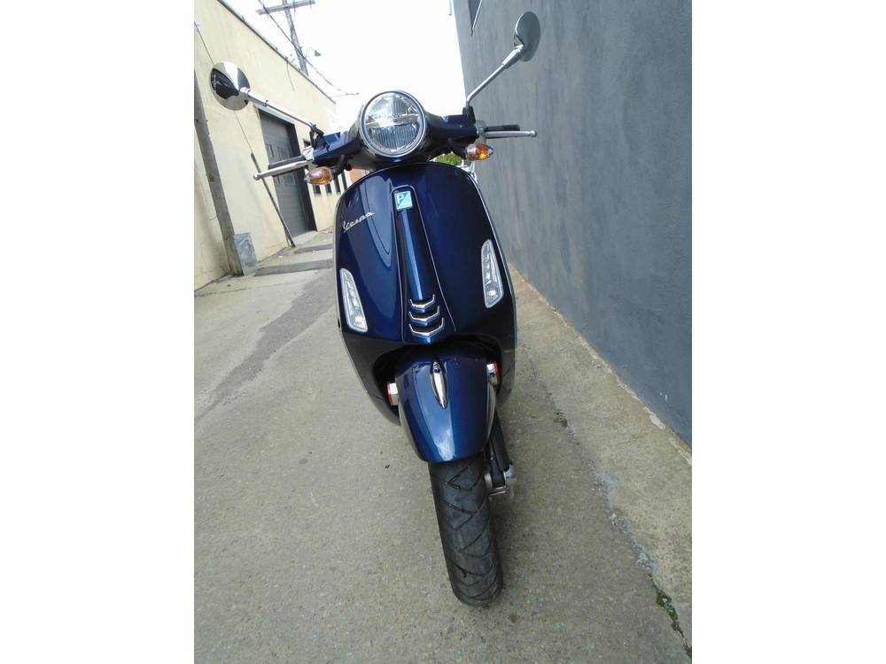 Vespa Primavera 150 2022 alt
