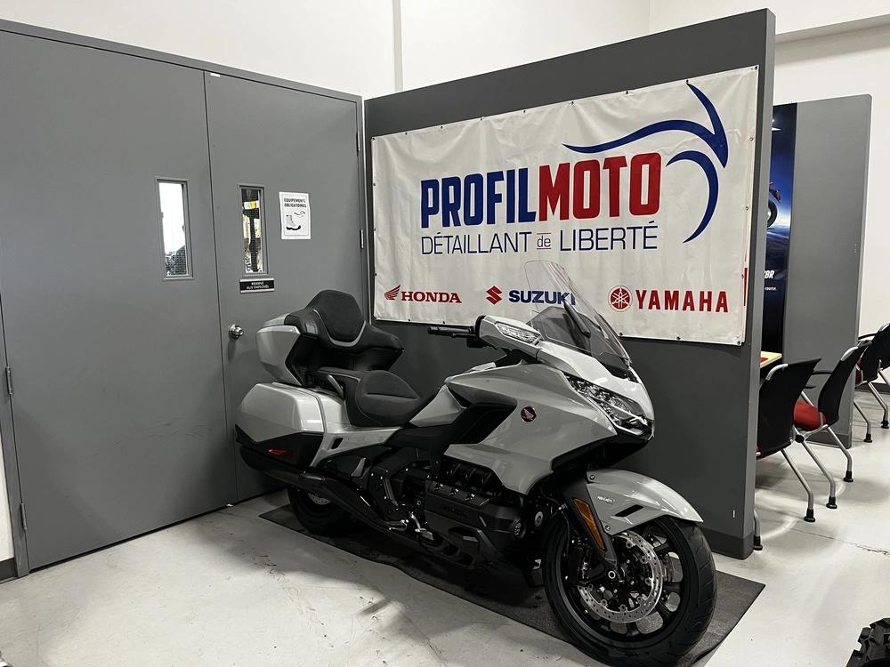 Honda Gold Wing Tour Goldwing Gl 1800 2026 alt