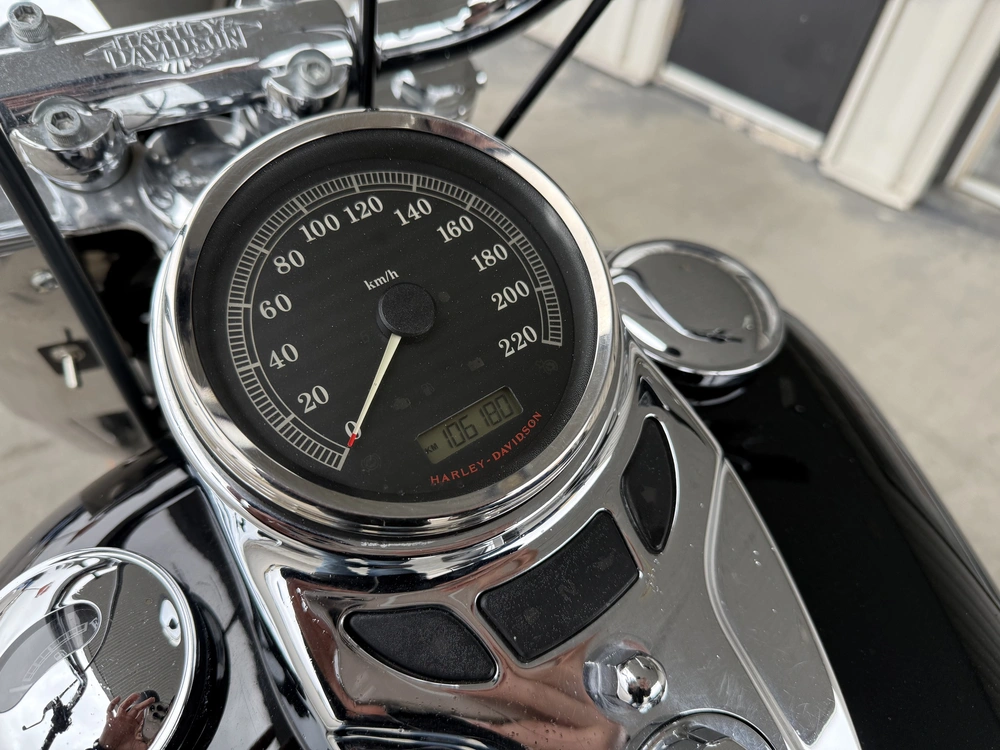 2012 Harley-davidson Flstc-heritage Softail Classic alt