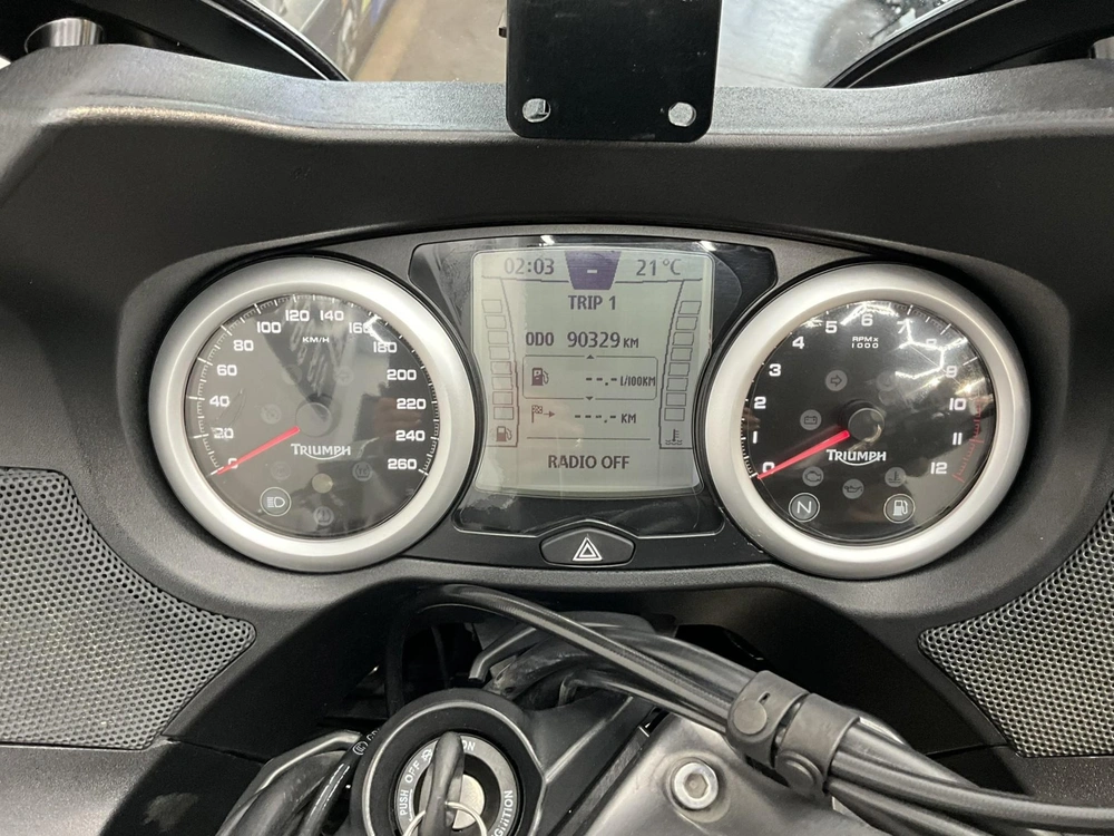 Triumph Trophy Se 2013 alt