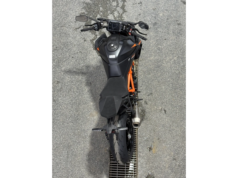 Ktm 1390 R Evo 2026 alt