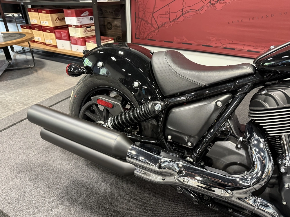 2026 Indian Motorcycle Chief alt