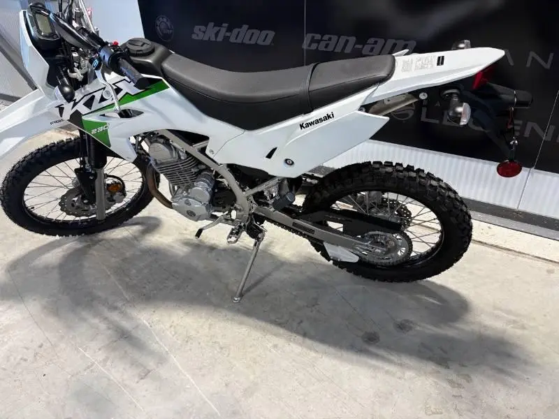 2026 Kawasaki KLX232ATFNN WHITE thumbnail 3