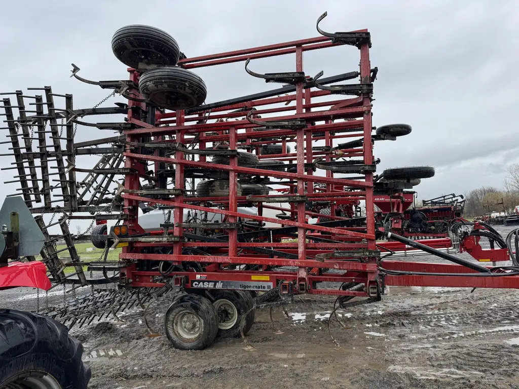 2011 Case IH Tiger Mate 2