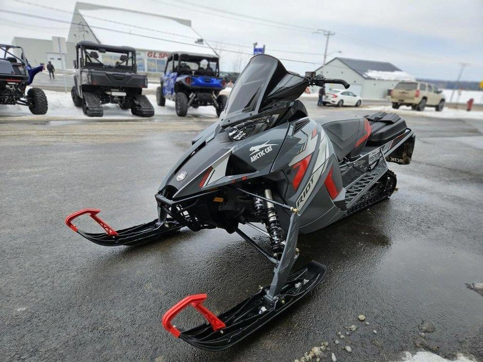 Arctic Cat Arctic Cat Riot 2022 alt